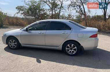 Седан Honda Accord 2004 в 
