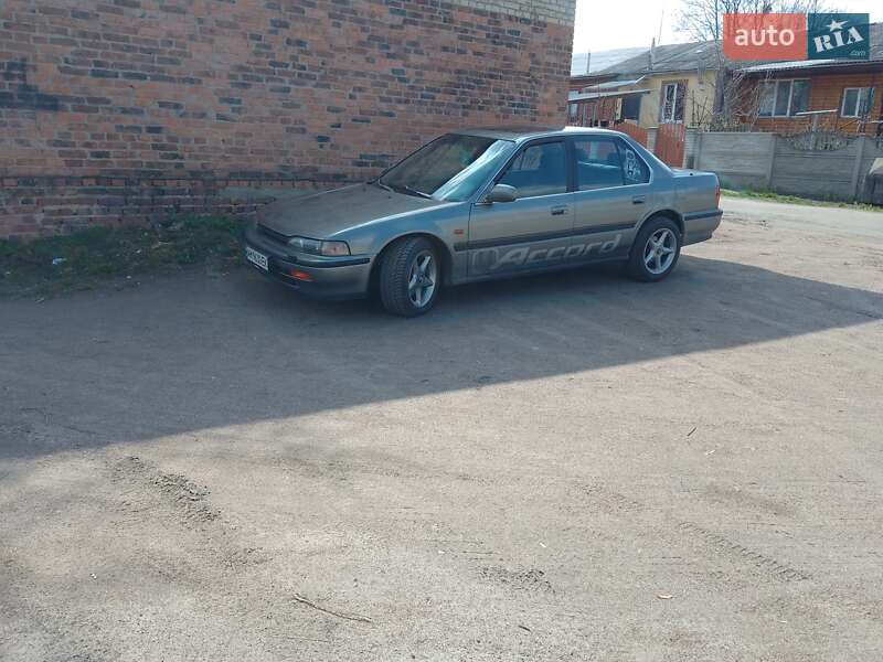 Седан Honda Accord 1991 в Малине