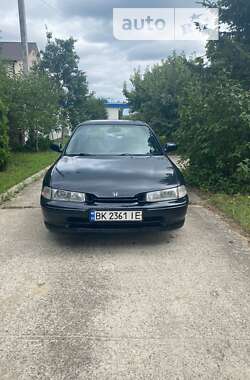 Седан Honda Accord 1994 в Вараші