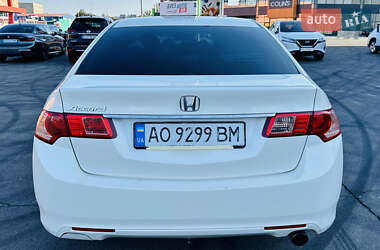 Седан Honda Accord 2011 в Киеве