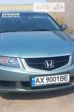 Седан Honda Accord 2004 в Чугуеве