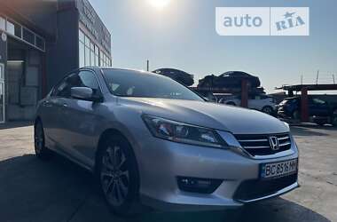 Седан Honda Accord 2013 в Львове