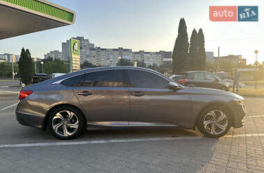 Седан Honda Accord 2018 в Львове