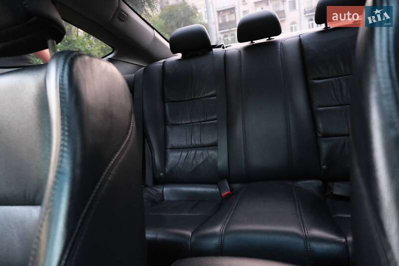 Купе Honda Accord 2011 в Киеве