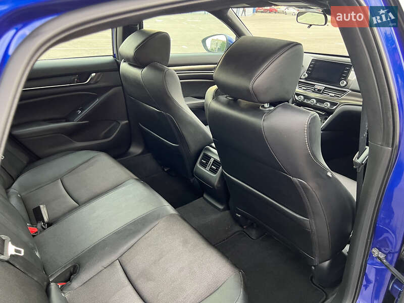 Седан Honda Accord 2020 в Киеве