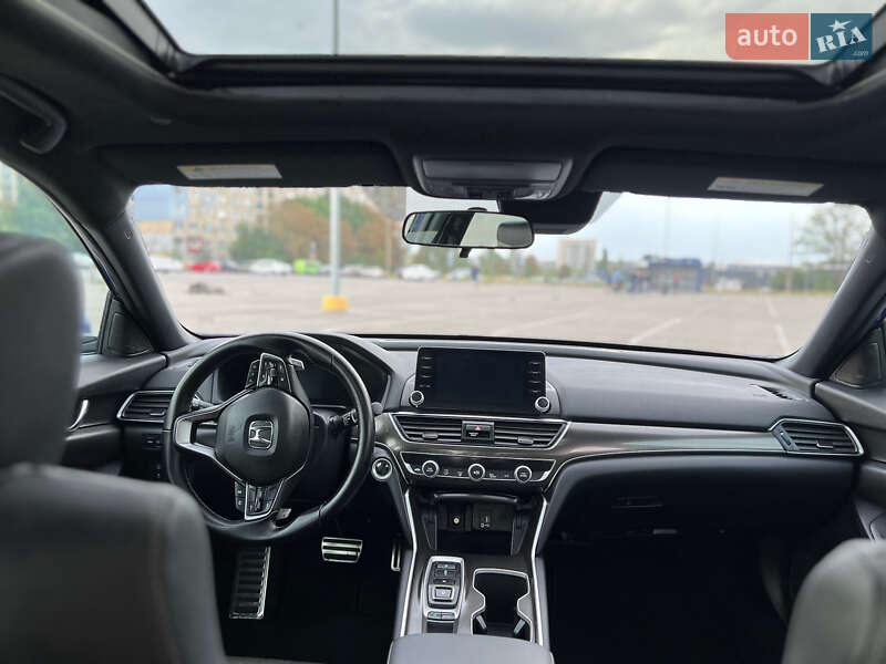 Седан Honda Accord 2020 в Киеве
