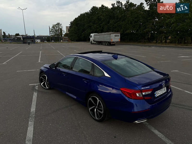 Седан Honda Accord 2020 в Киеве