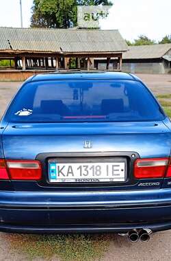 Седан Honda Accord 1993 в 