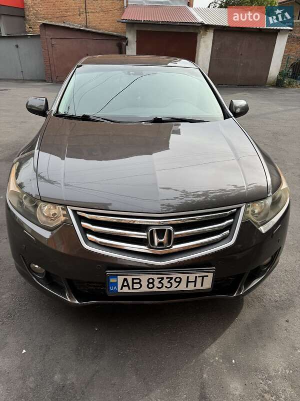 Седан Honda Accord 2008 в Виннице