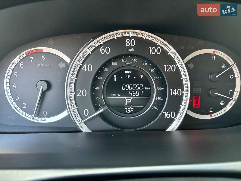 Седан Honda Accord 2014 в Львові