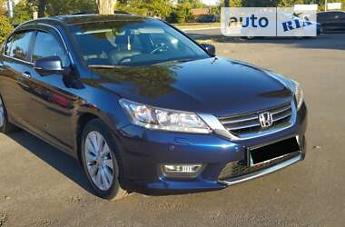 Седан Honda Accord 2013 в Киеве