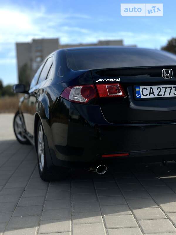 Седан Honda Accord 2009 в Черкассах