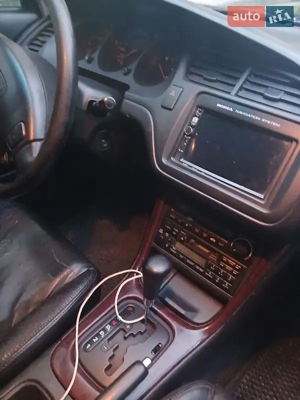 Honda Accord 1999 VIN SHHCG9680XU010182 фото оголошення 4 з 50