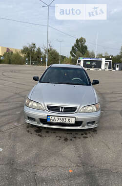 Седан Honda Accord 1998 в Києві