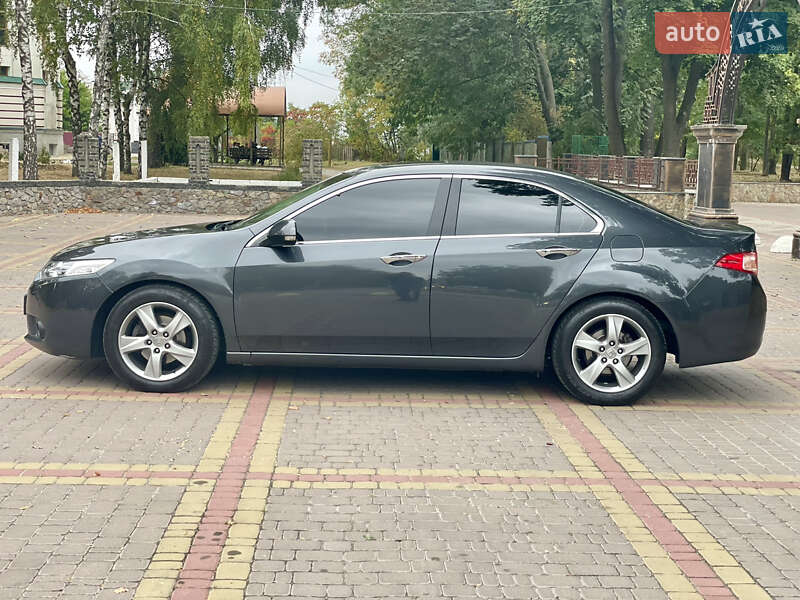 Седан Honda Accord 2011 в Києві