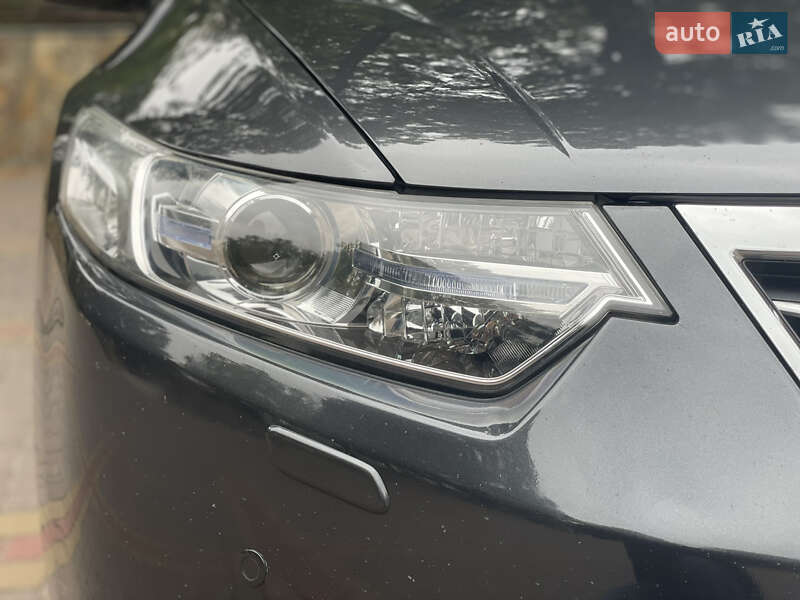 Седан Honda Accord 2011 в Києві