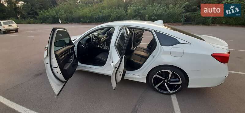 Седан Honda Accord 2018 в Запорожье фото 6 Седан Honda Accord 2018 в Запорожье