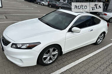 Купе Honda Accord 2012 в Киеве