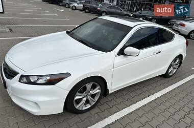 Купе Honda Accord 2012 в Киеве