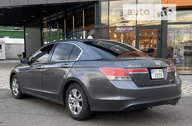 Седан Honda Accord 2011 в Києві