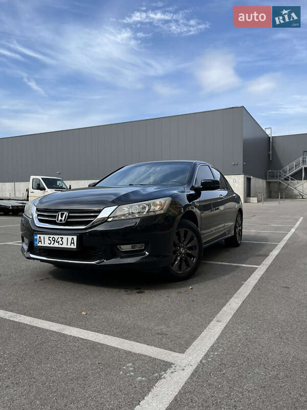 Седан Honda Accord 2013 в Вишневом