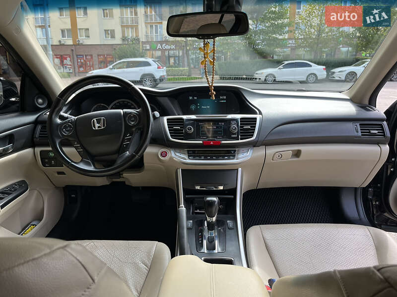 Седан Honda Accord 2013 в Вишневом