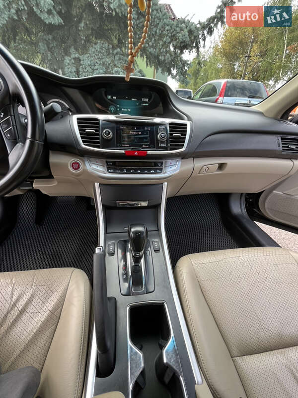 Седан Honda Accord 2013 в Вишневом