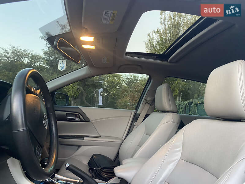 Седан Honda Accord 2015 в Одесі