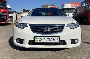 Седан Honda Accord 2012 в 