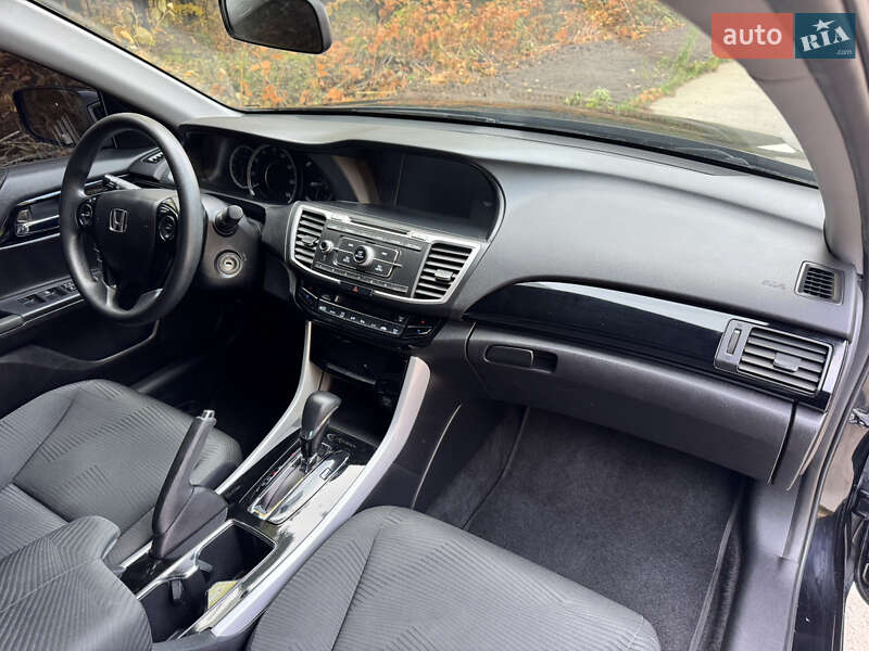 Седан Honda Accord 2017 в Нетішині