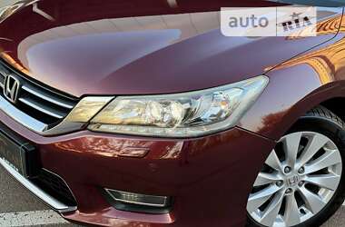 Седан Honda Accord 2013 в Києві