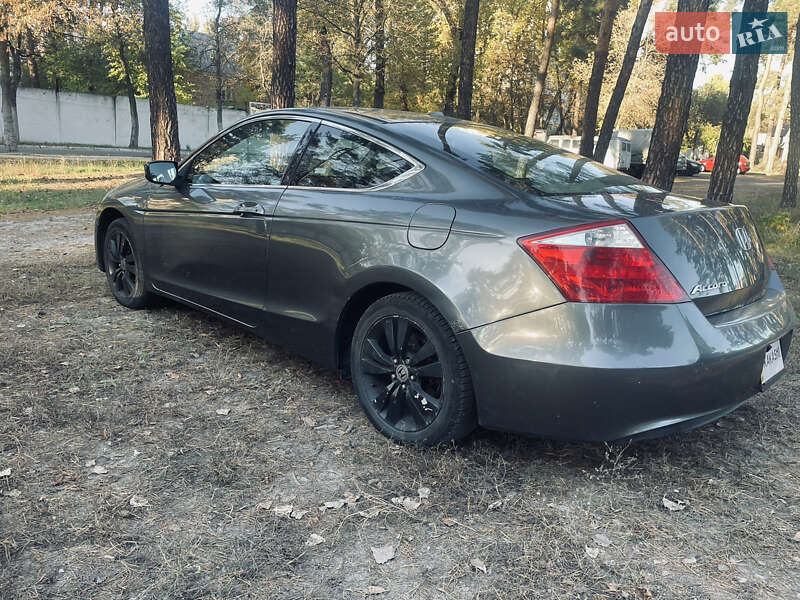 Купе Honda Accord 2008 в Києві
