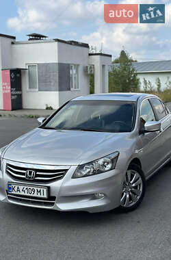 Седан Honda Accord 2011 в Києві