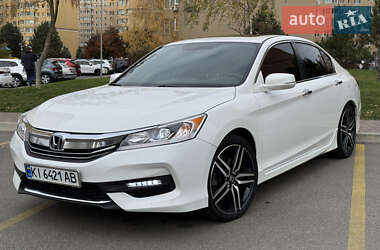 Седан Honda Accord 2017 в Киеве