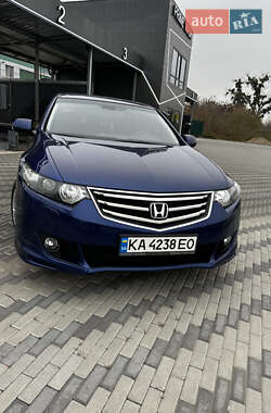 Седан Honda Accord 2010 в Киеве