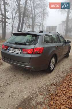Универсал Honda Accord 2011 в 