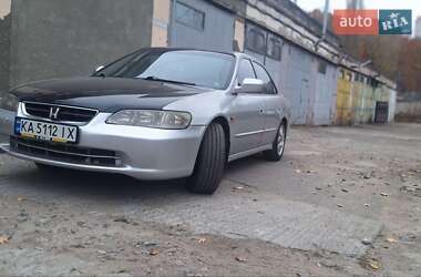 Седан Honda Accord 1999 в Києві