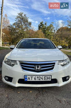 Седан Honda Accord 2012 в Калуші