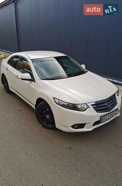 Седан Honda Accord 2011 в Киеве