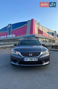 Седан Honda Accord 2013 в Запорожье