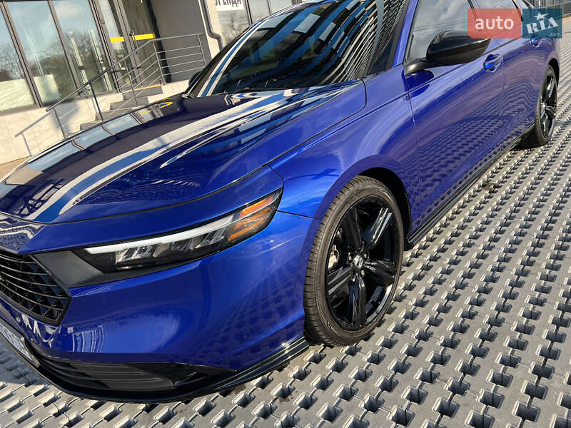 Седан Honda Accord 2023 в Києві