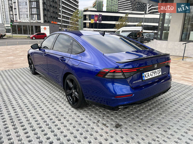 Седан Honda Accord 2023 в Києві