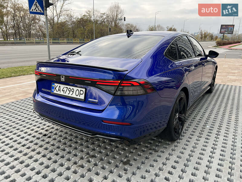 Седан Honda Accord 2023 в Києві
