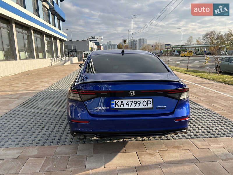 Седан Honda Accord 2023 в Києві