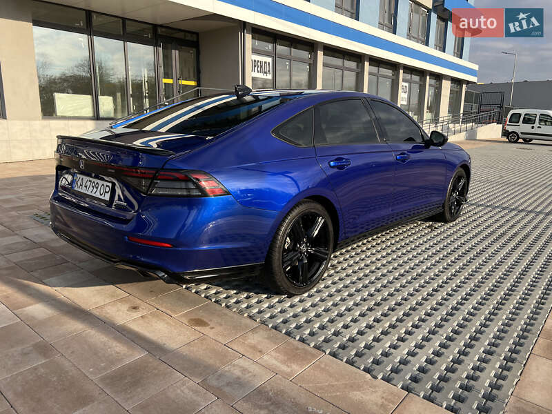 Седан Honda Accord 2023 в Києві