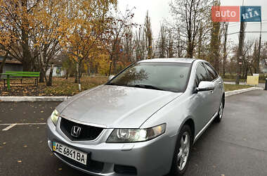 Седан Honda Accord 2004 в Киеве