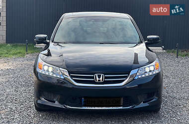 Седан Honda Accord 2015 в Одессе