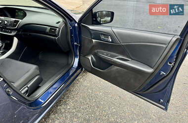 Седан Honda Accord 2014 в Киеве