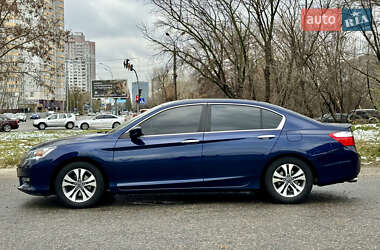 Седан Honda Accord 2014 в Киеве