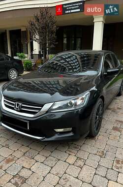 Седан Honda Accord 2014 в Дніпрі